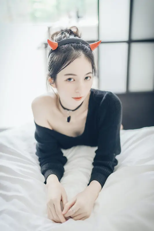 NO.002《小恶魔》 - 辰辰ChenChen